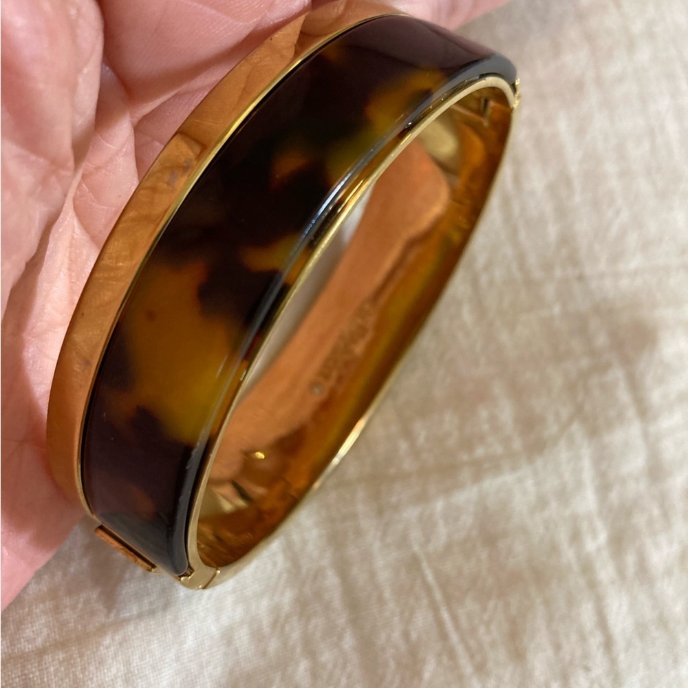 Stella &‎ Dot Tortoise Hinged Bangle Bracelet Chic Business Casual - Picture 8 of 9